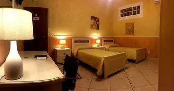 Oleaster - & Couette-café 3*