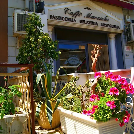 Oleaster - & Couette-café Bolognetta