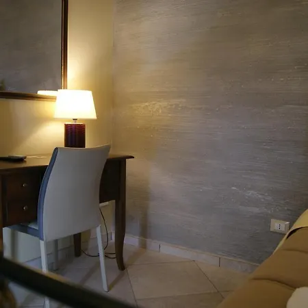 Couette-café Oleaster - & 3*