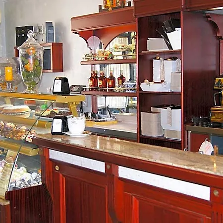 Oleaster - Bed and Breakfast